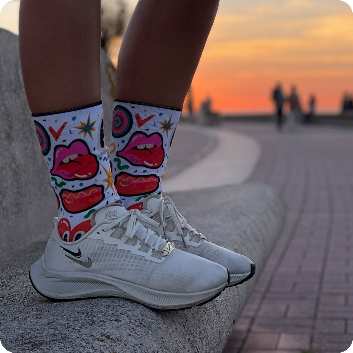 Calcetines divertidos para deporte American Socks Doodle - Mid High